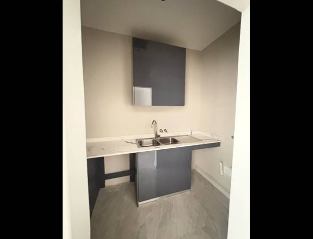 5 BEDROOM PROPERTY TO RENT IN HYDE PARK